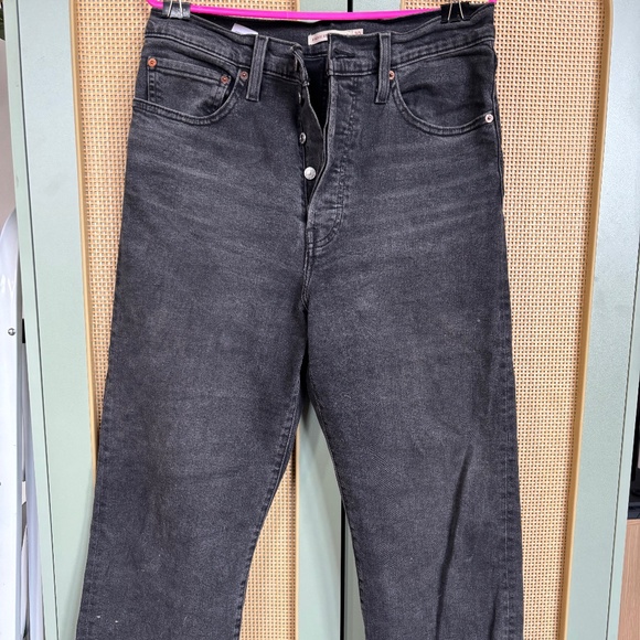 Levi's Ribcage Strait Ankle Jeans- Size 30 Black - Picture 2 of 7